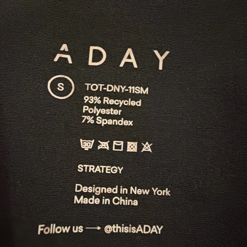 ÀDAY Navy Structured Blazer Size Small Sustainable Stretch Workwear Jacket - Picture 4 of 7